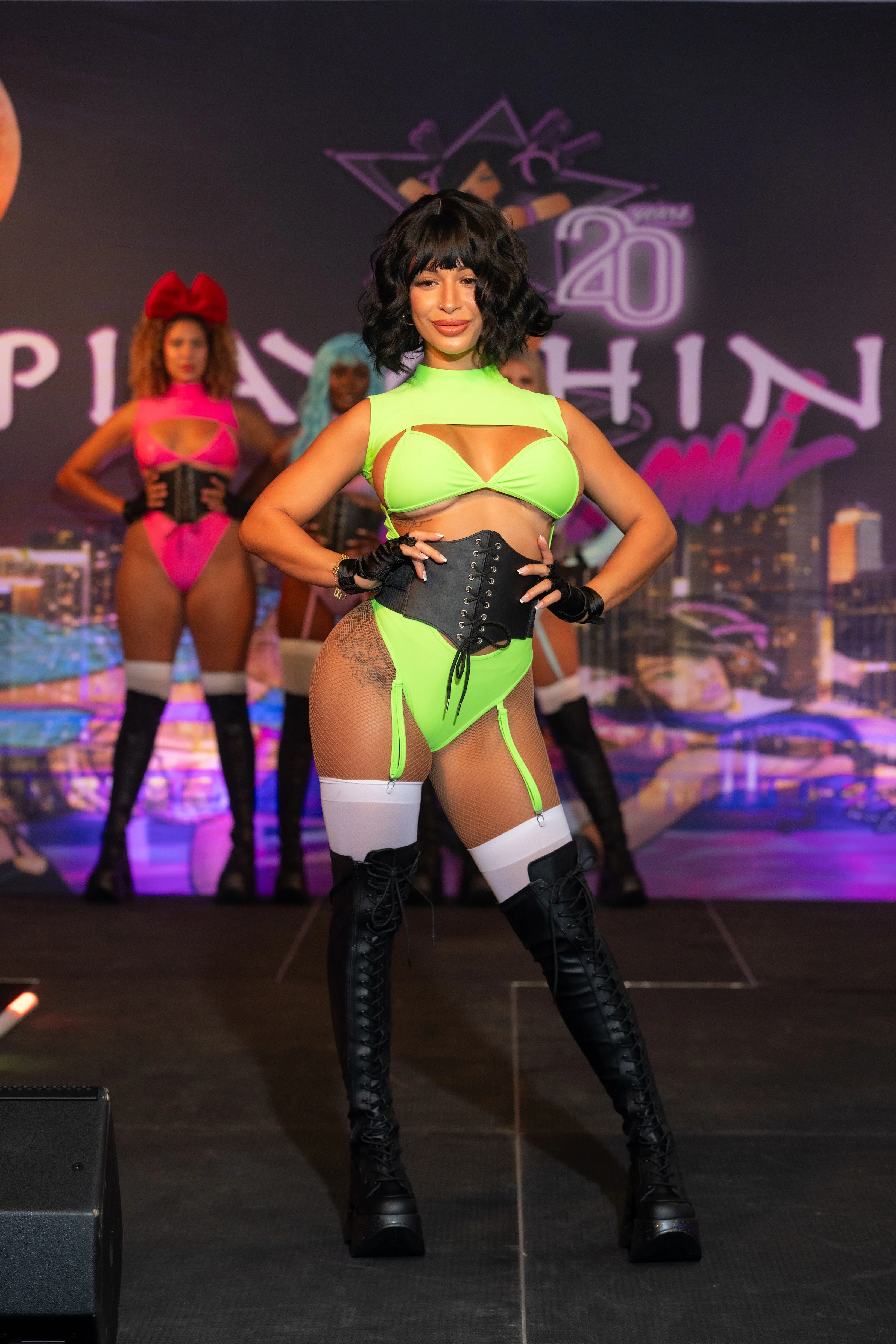 Thumbnail 11
